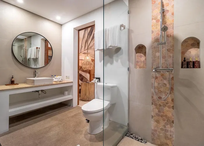 别墅 Crusoe Stylish 3br Oasis In Berawa