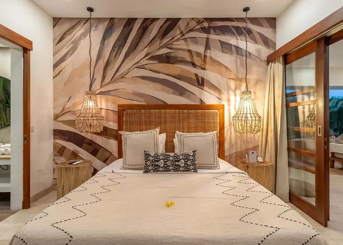 Crusoe Stylish 3br Oasis In Berawa 坎古