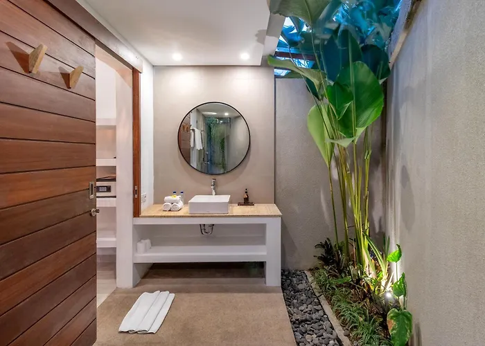 Villa Crusoe Stylish 3br Oasis In Berawa